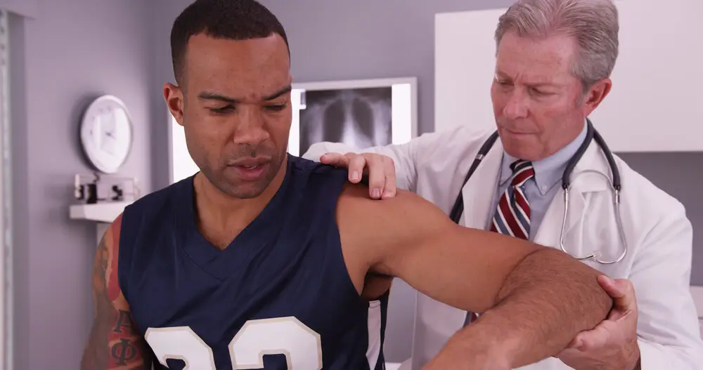 Benefits of Using Joint Mobilization in Sports Therapy shutterstock 471118664 Benefits of Using Joint Mobilization in Sports Therapy