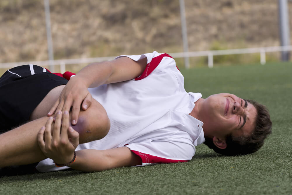 Need treatment for an ACL injury? A physical therapist can help! Treatments for an ACL Injury Need treatment for an ACL injury? A physical therapist can help!