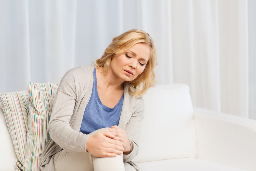 Throbbing knee pain: What PT can do to treat it