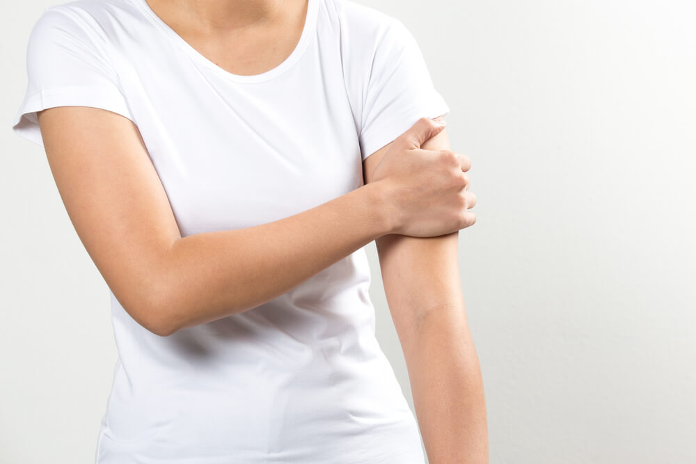 Three causes of pain from the shoulder to the elbow shutterstock 760756834 Three causes of pain from the shoulder to the elbow