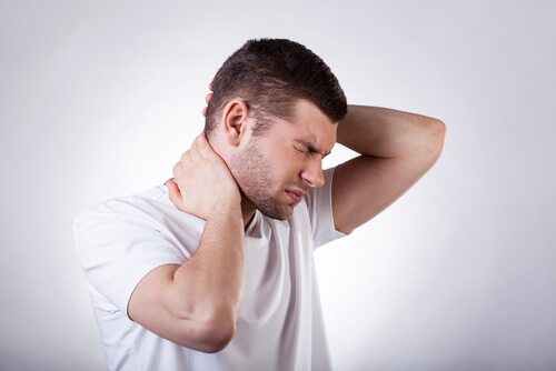 Can neck pain cause headaches? What can you do about it? shutterstock 193518467 Can neck pain cause headaches? What can you do about it?