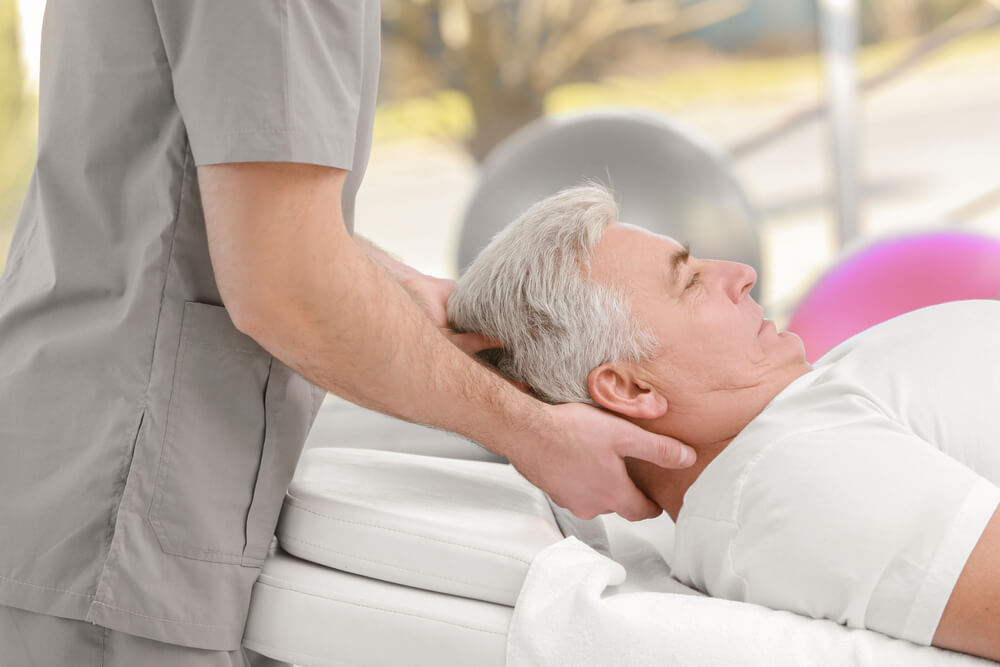 How can physical therapy be helpful for neck arthritis? shutterstock 557005579 How can physical therapy be helpful for neck arthritis?