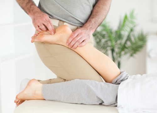 What can physical therapists do for tight calf muscles and foot pain? shutterstock 84252982 What can physical therapists do for tight calf muscles and foot pain?