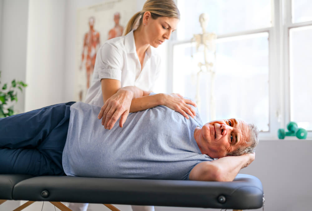 3 PT methods that can help reduce how long you have shoulder pain after surgery shutterstock 1960034350 3 PT methods that can help reduce how long you have shoulder pain after surgery