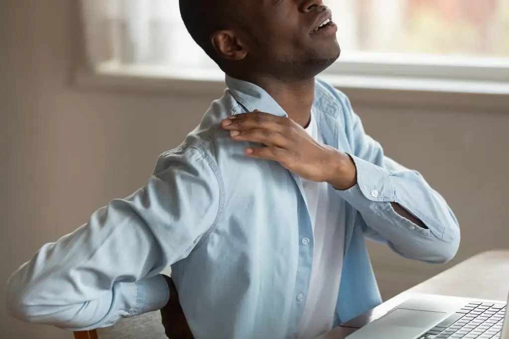 how to release a pinched nerve in your shoulder shoulder pain