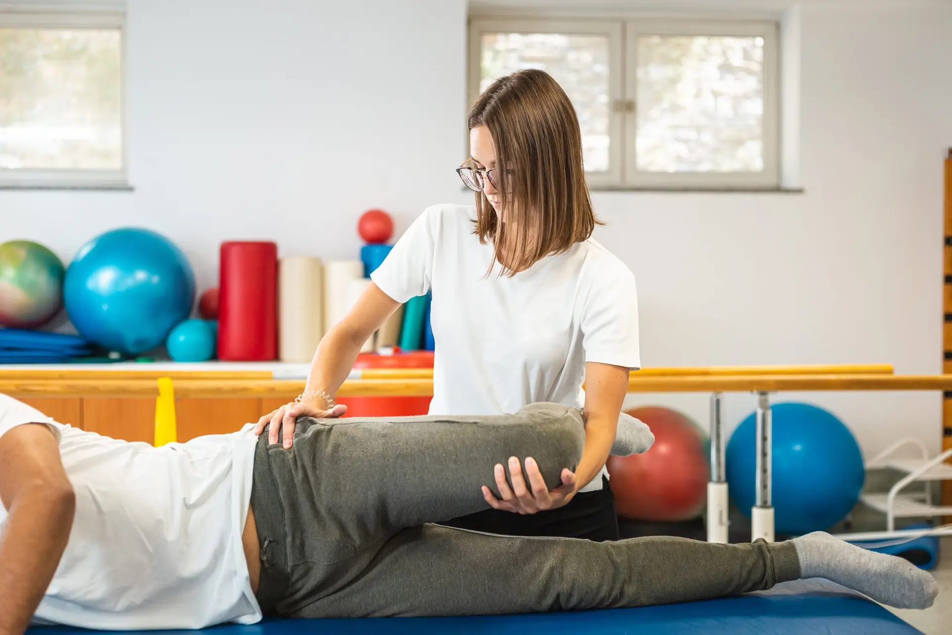 How Long Does Bursitis Last in the Hip? AdobeStock 459914644 scaled How Long Does Bursitis Last in the Hip?