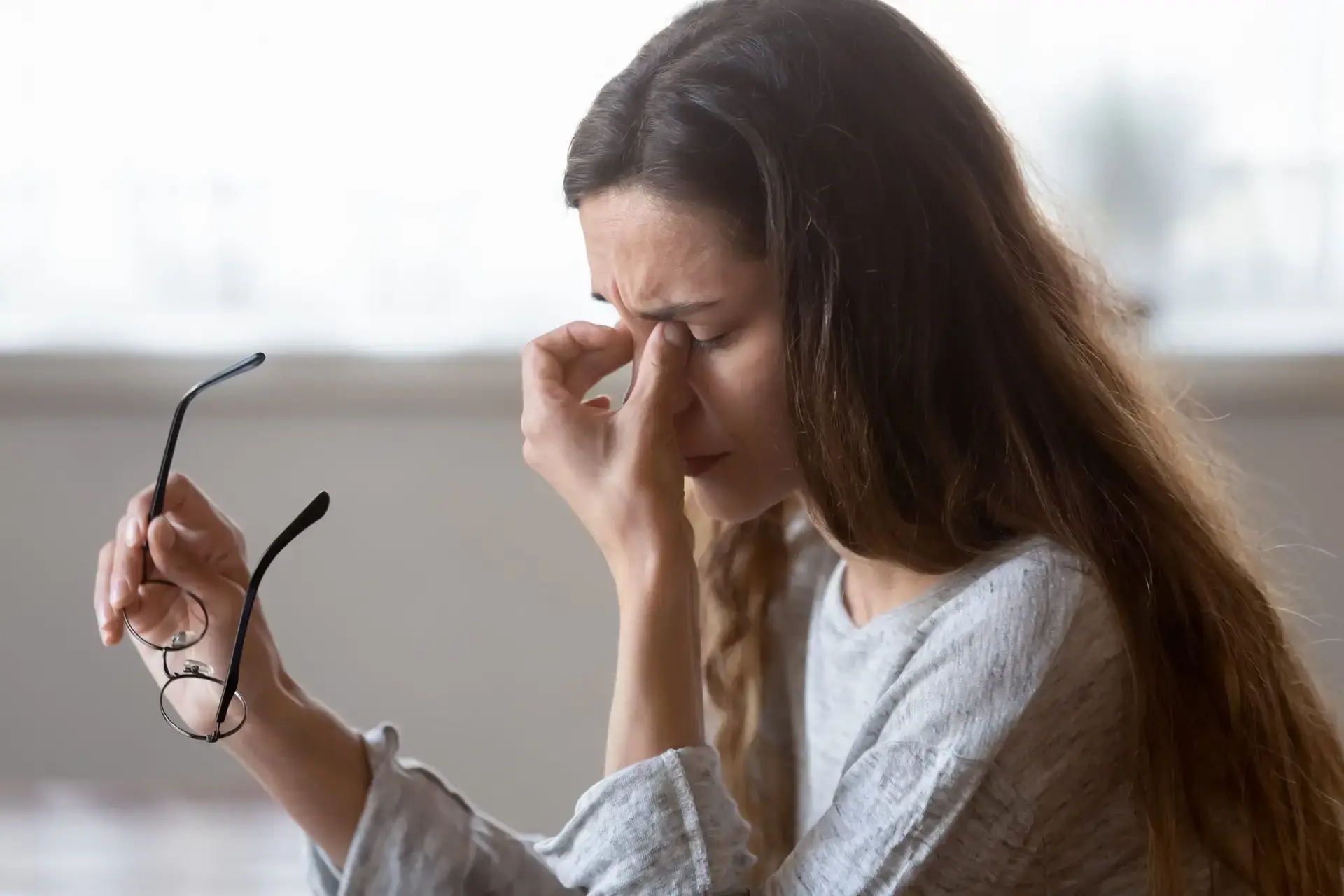 How to Get Rid of Headaches Behind Your Eyes AdobeStock 649355247 scaled How to Get Rid of Headaches Behind Your Eyes